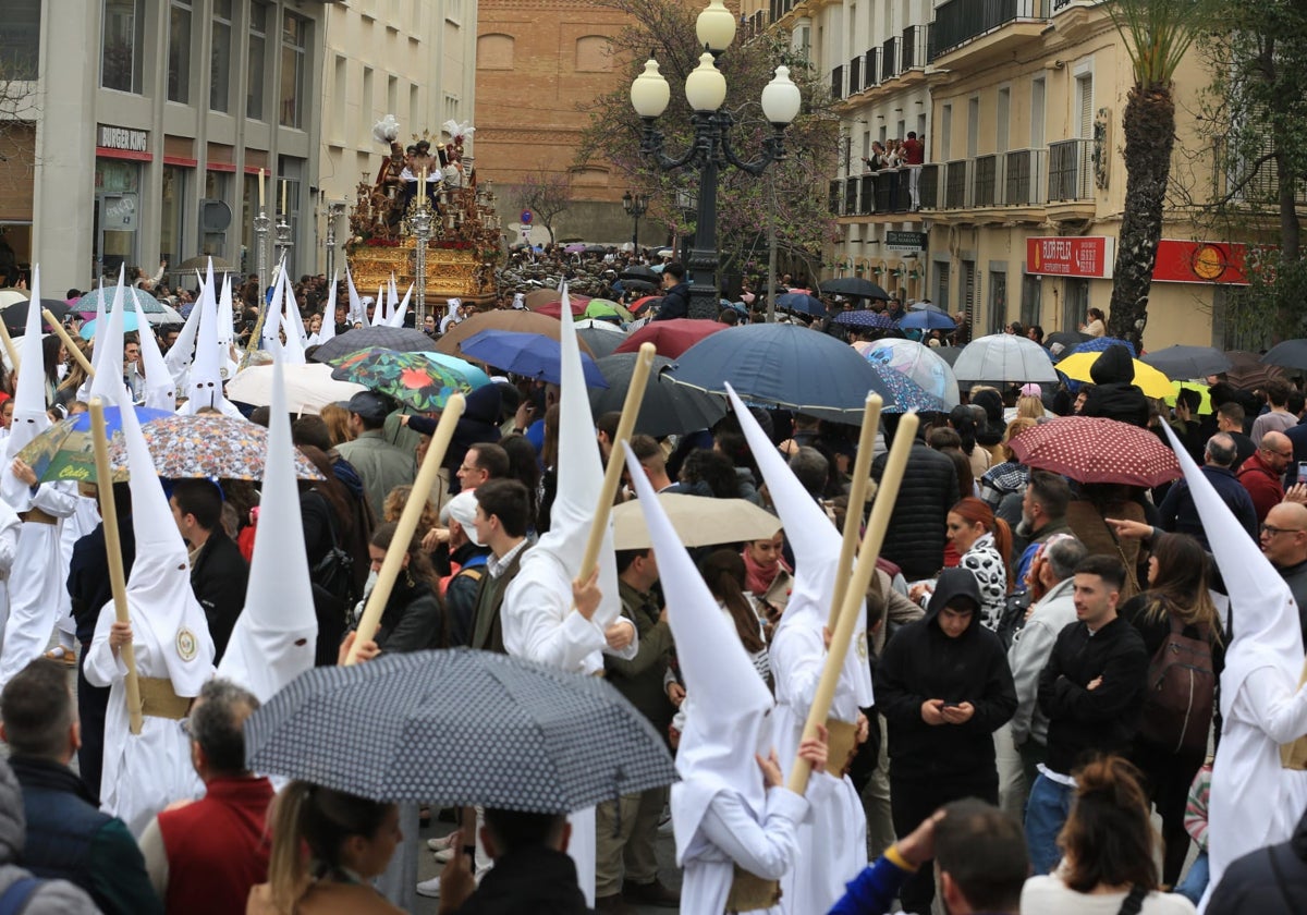 Está siendo una Semana Santa pasada por agua