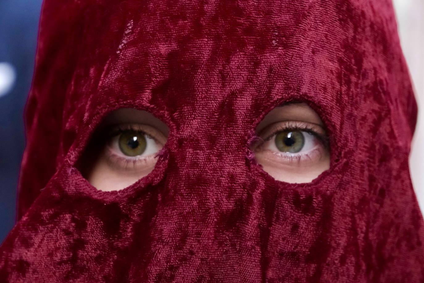 Fotos: Ecce-Homo en el Martes Santo de la Semana Santa de Cádiz