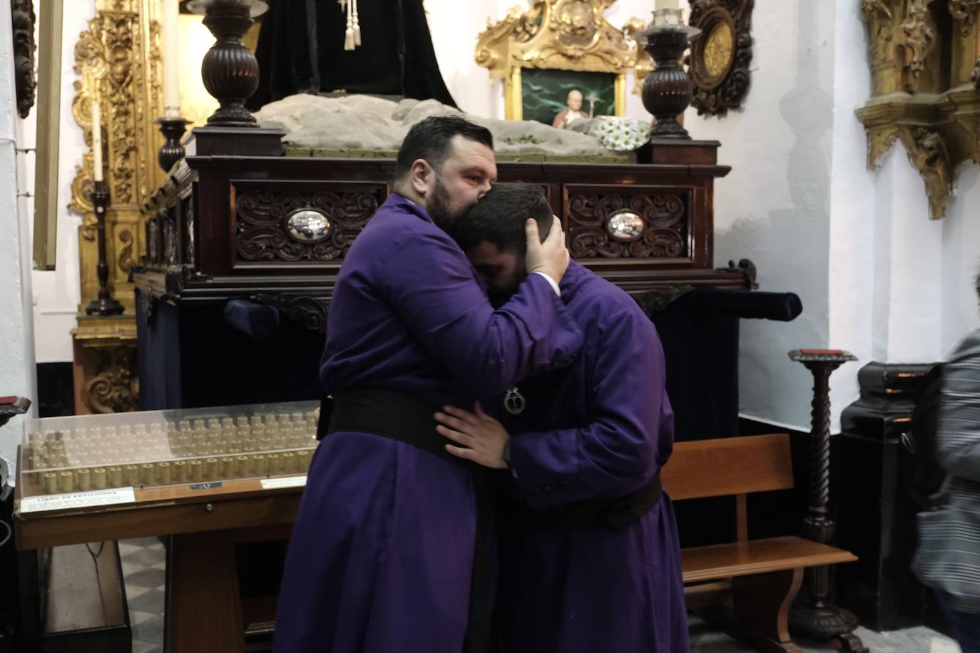 Fotos: Piedad en el Martes Santo de la Semana Santa de Cádiz 2024