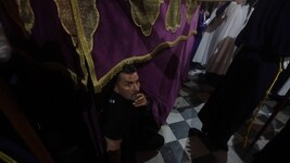 Fotos: El Nazareno en Jueves Santo en Cádiz en la Semana Santa 2024