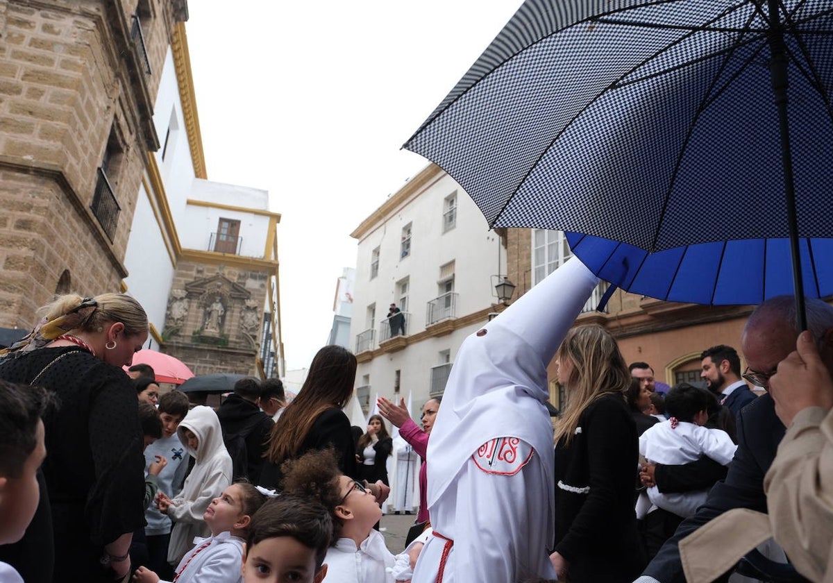 Sagrada Cena lo intentó pero la lluvia le hizo regresar a Santo Domingo