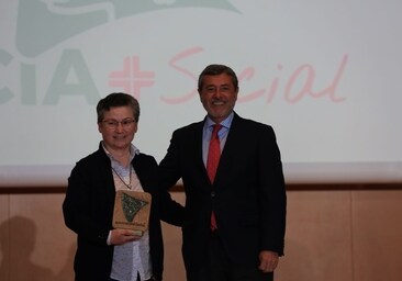 La labor del comedor María Arteaga de Cádiz, reconocida en los premios Andalucía  Social