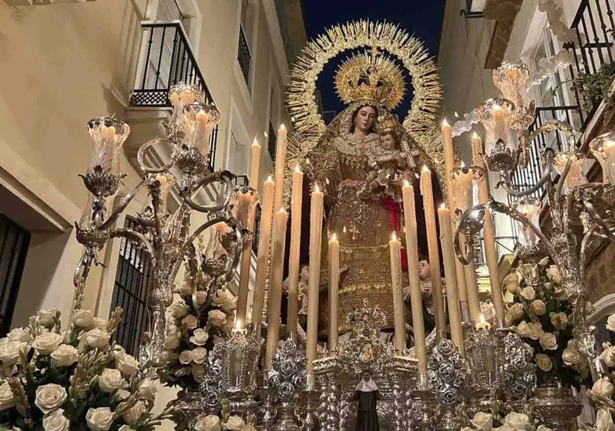 Virgen de los Desamparados.