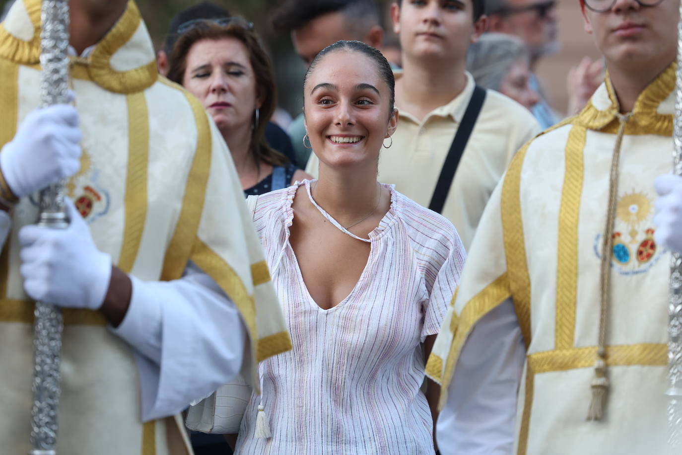 Fotos: Procesión de la Virgen de los Desamparados en Cádiz