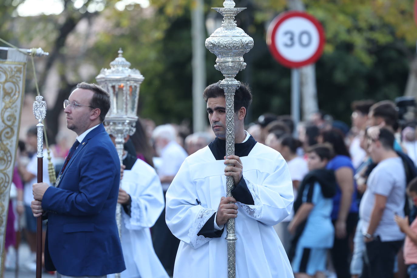 Fotos: Procesión de la Virgen de los Desamparados en Cádiz