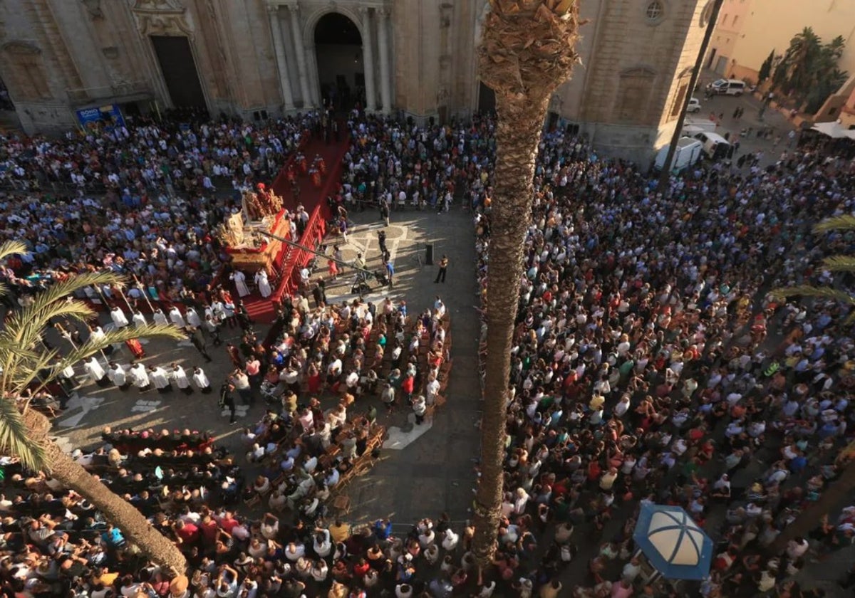 Consejo de Hermandades y Cofradías de Cádiz.