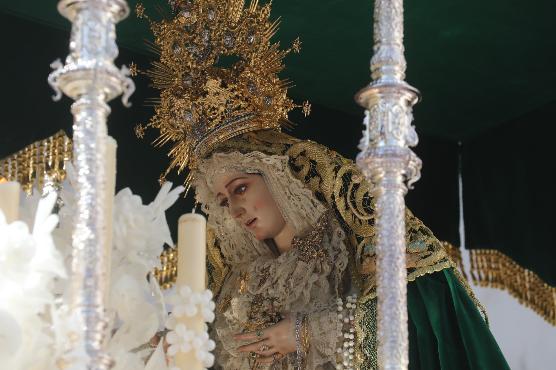Las imágenes de Nazareno del Amor en la Semana Santa de Cádiz 2025