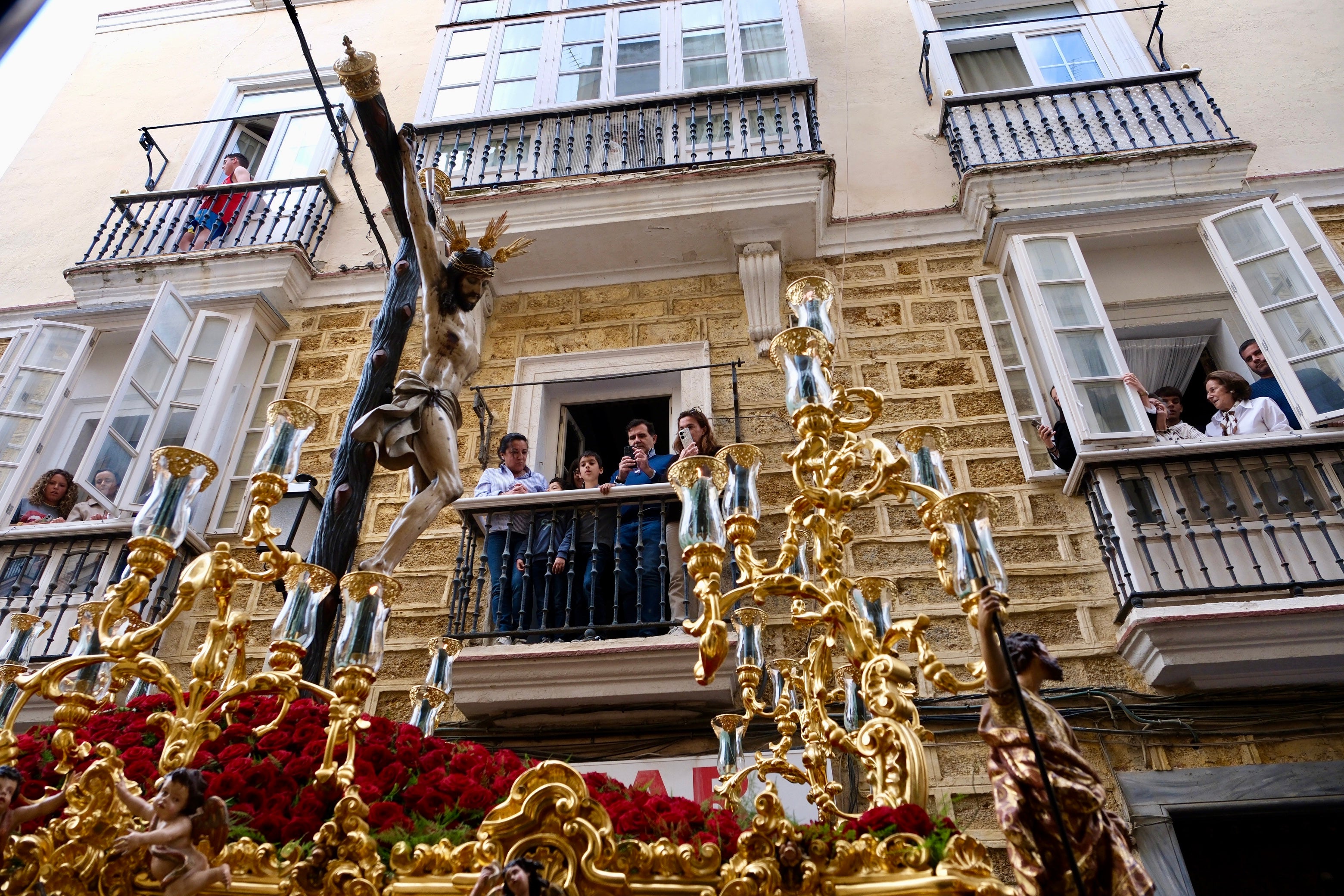 Las imágenes de Vera-Cruz en la Semana Santa de Cádiz 2025