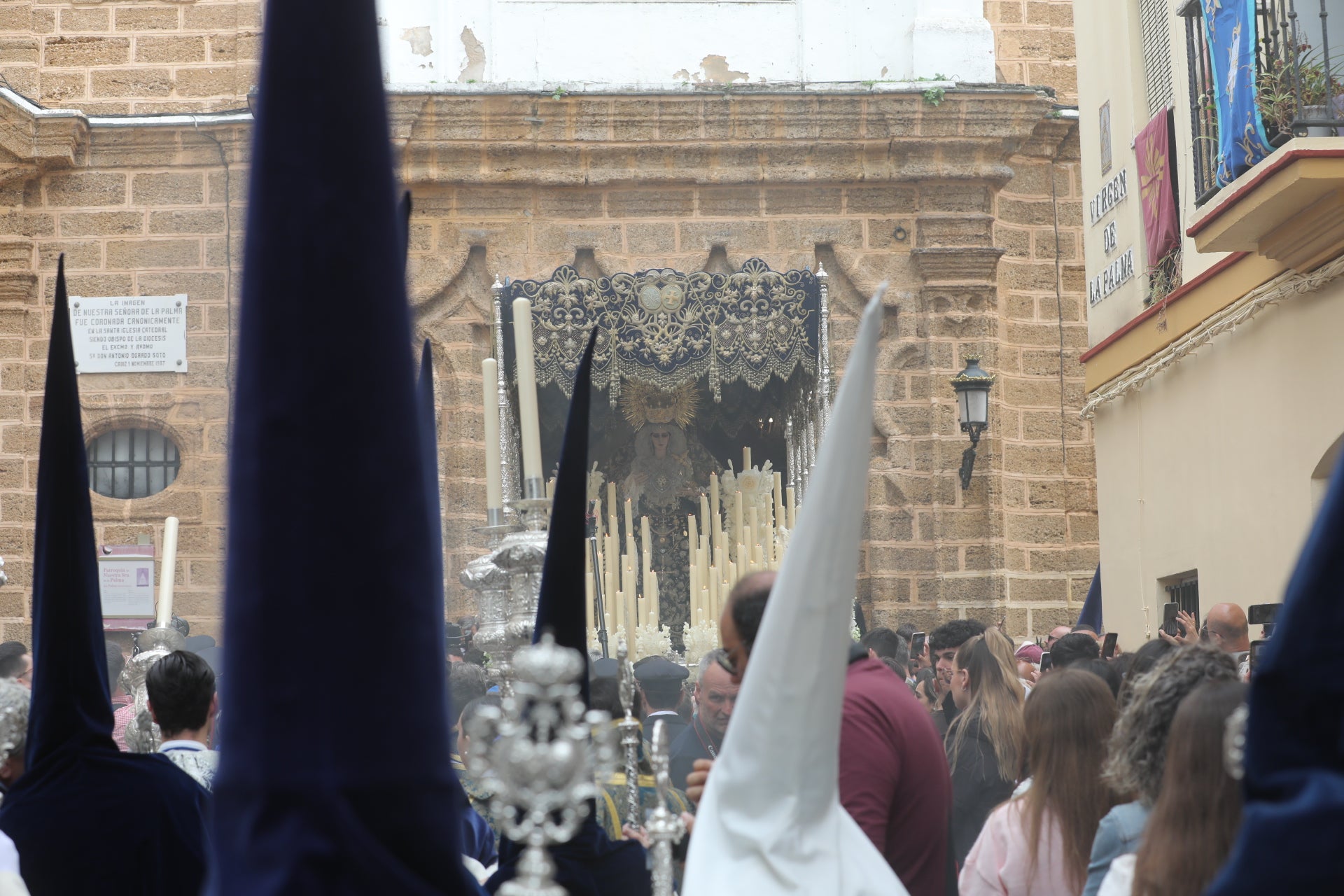 Las imágenes de La Palma en la Semana Santa de Cádiz 2025