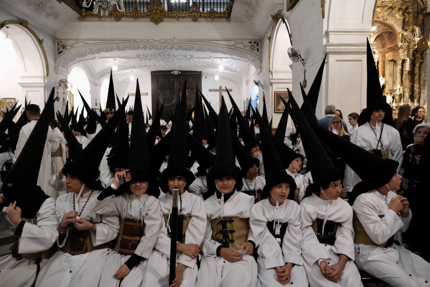 Las imágenes del Caído en la Semana Santa de Cádiz 2025