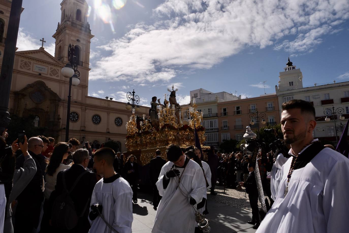 Las imágenes de Columna en la Semana Santa de Cádiz 2025