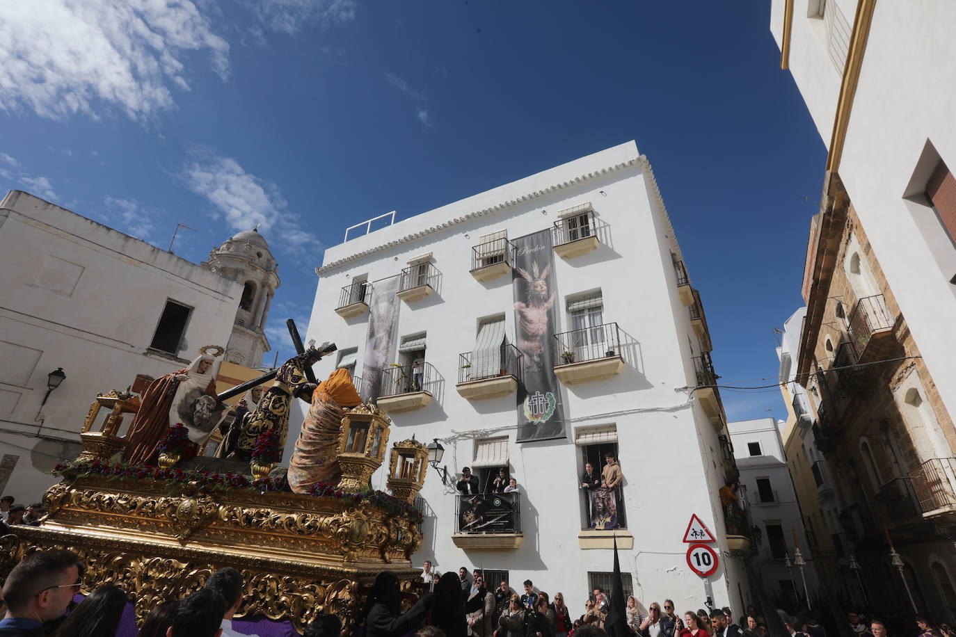 Las imágenes de Sanidad en la Semana Santa de Cádiz 2025
