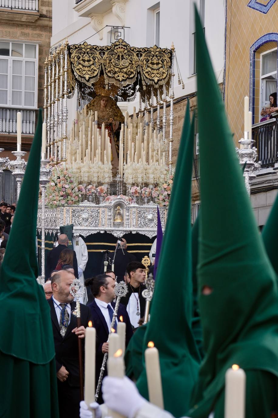 Las imágenes de Cigarreras en la Semana Santa de Cádiz 2025