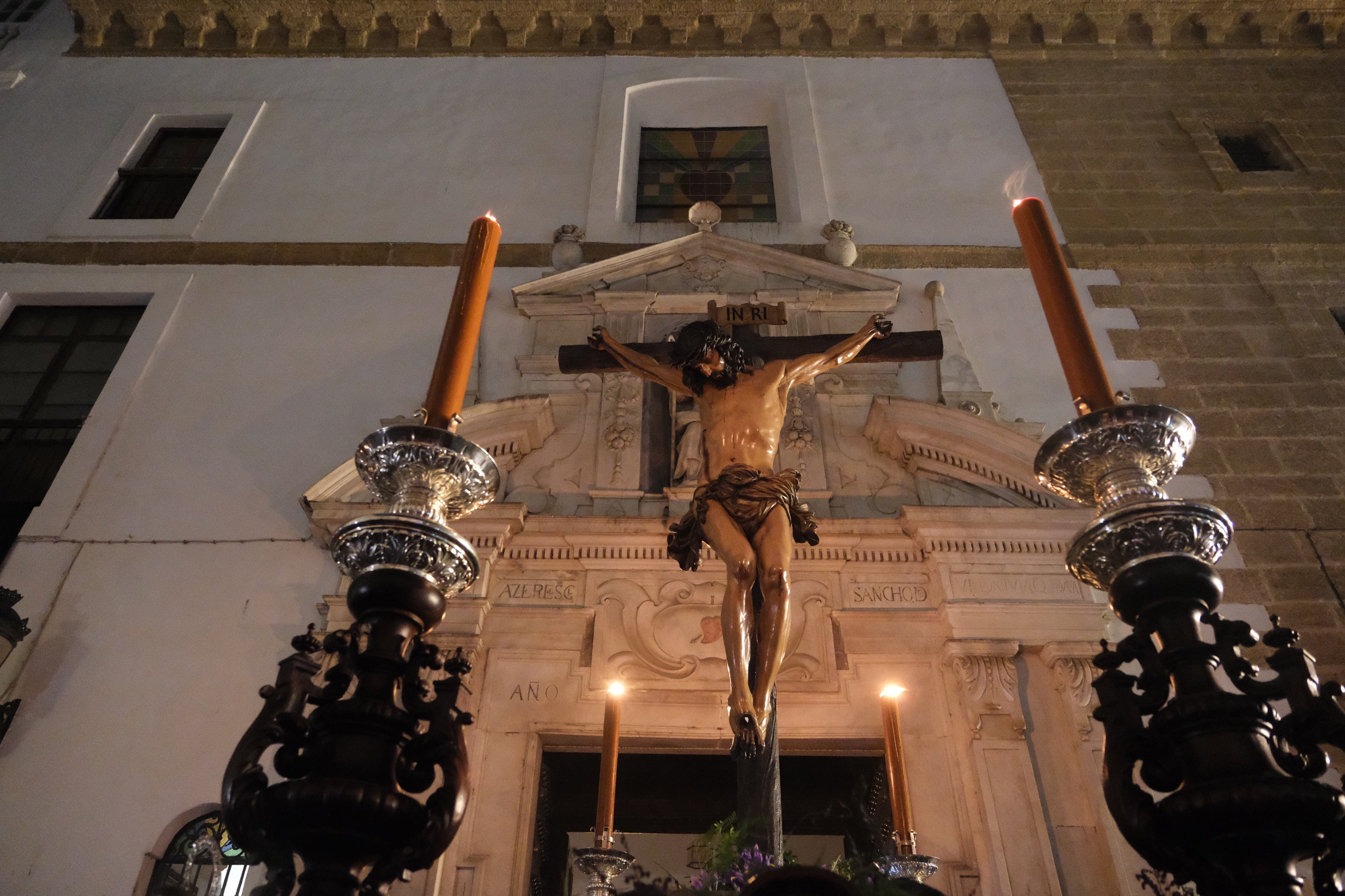 Fotos: Buena Muerte el Viernes Santo en la Semana Santa de Cádiz 2025