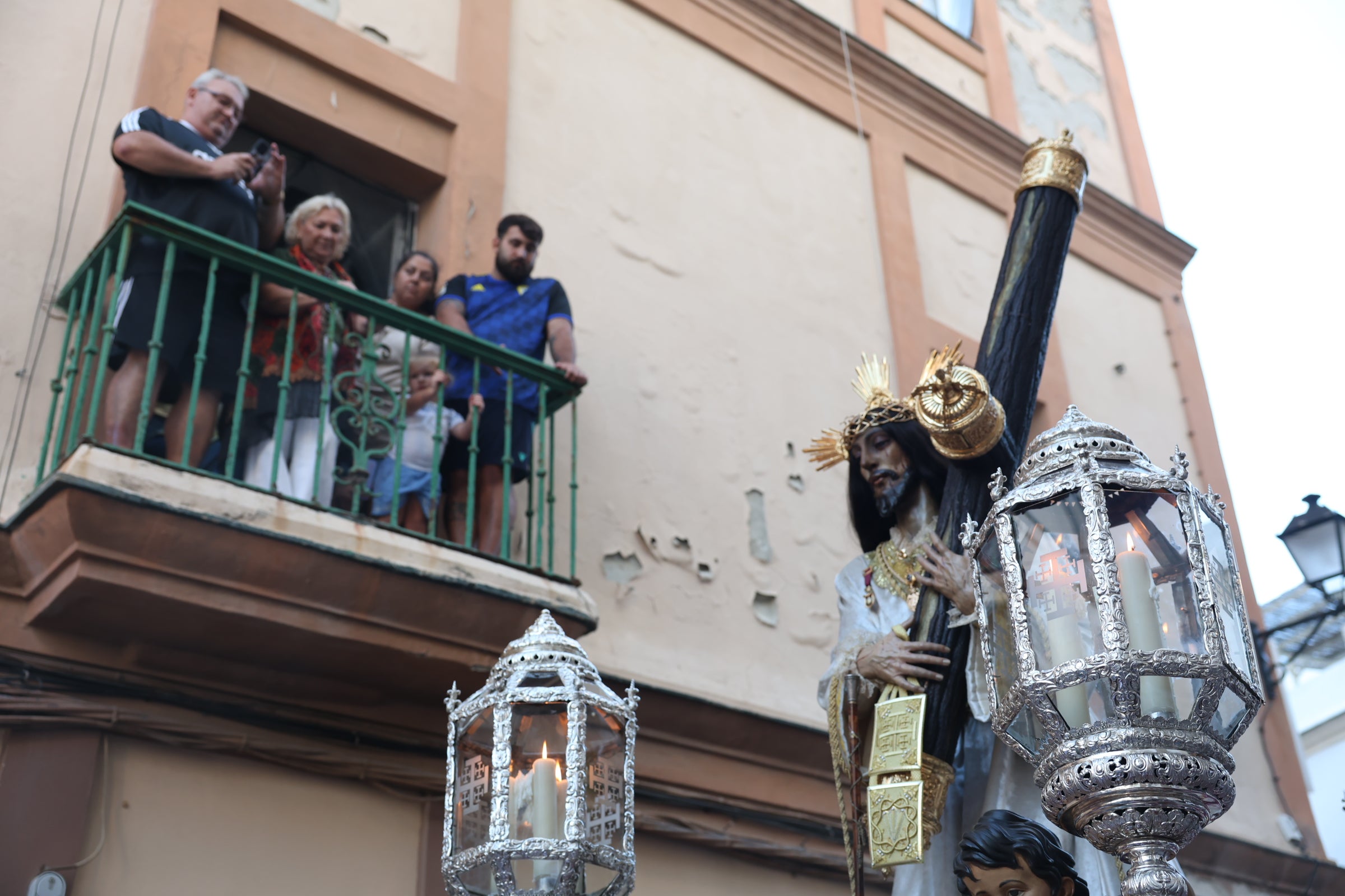 Las imágenes del comienzo de la Peregrinación Extraordinaria del Nazareno