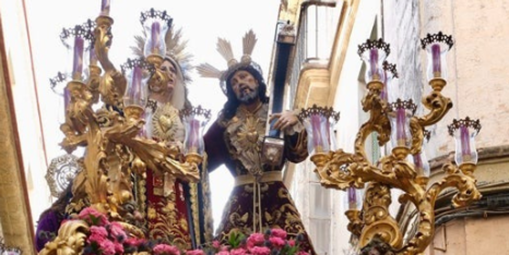 Itinerarios y Horarios del Jueves Santo en la Semana Santa de Cádiz 2026