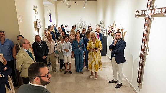 'Una obra de amor. 75 aniversario de la cofradía del Nazareno del Amor', ya se puede visitar en la Casa Pemán de Cádiz