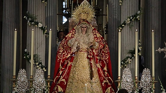 La Medalla de Oro para la Virgen de las Penas, el único honor que rompe el consenso del Pleno de Cádiz