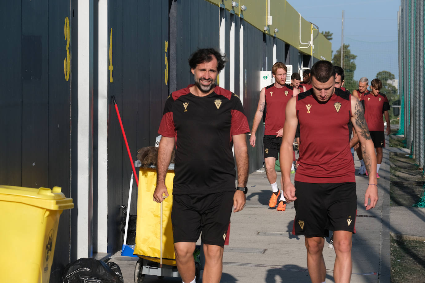 El regreso a los entrenamientos del Cádiz, en imágenes