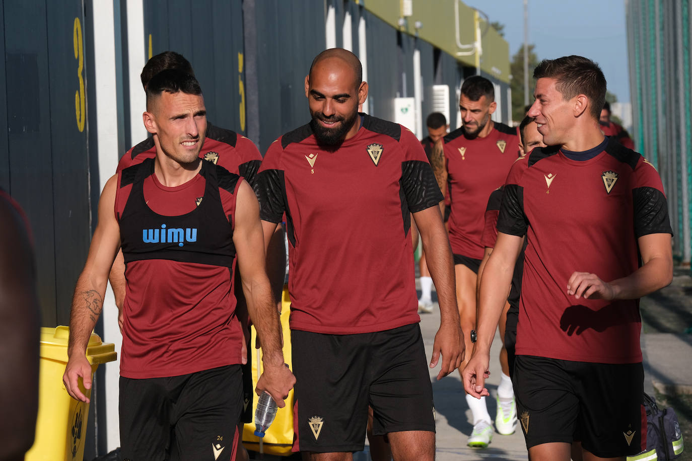 El regreso a los entrenamientos del Cádiz, en imágenes