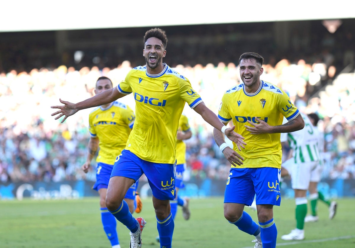 Chris Ramos y Maxi Gómez en el Villamarín