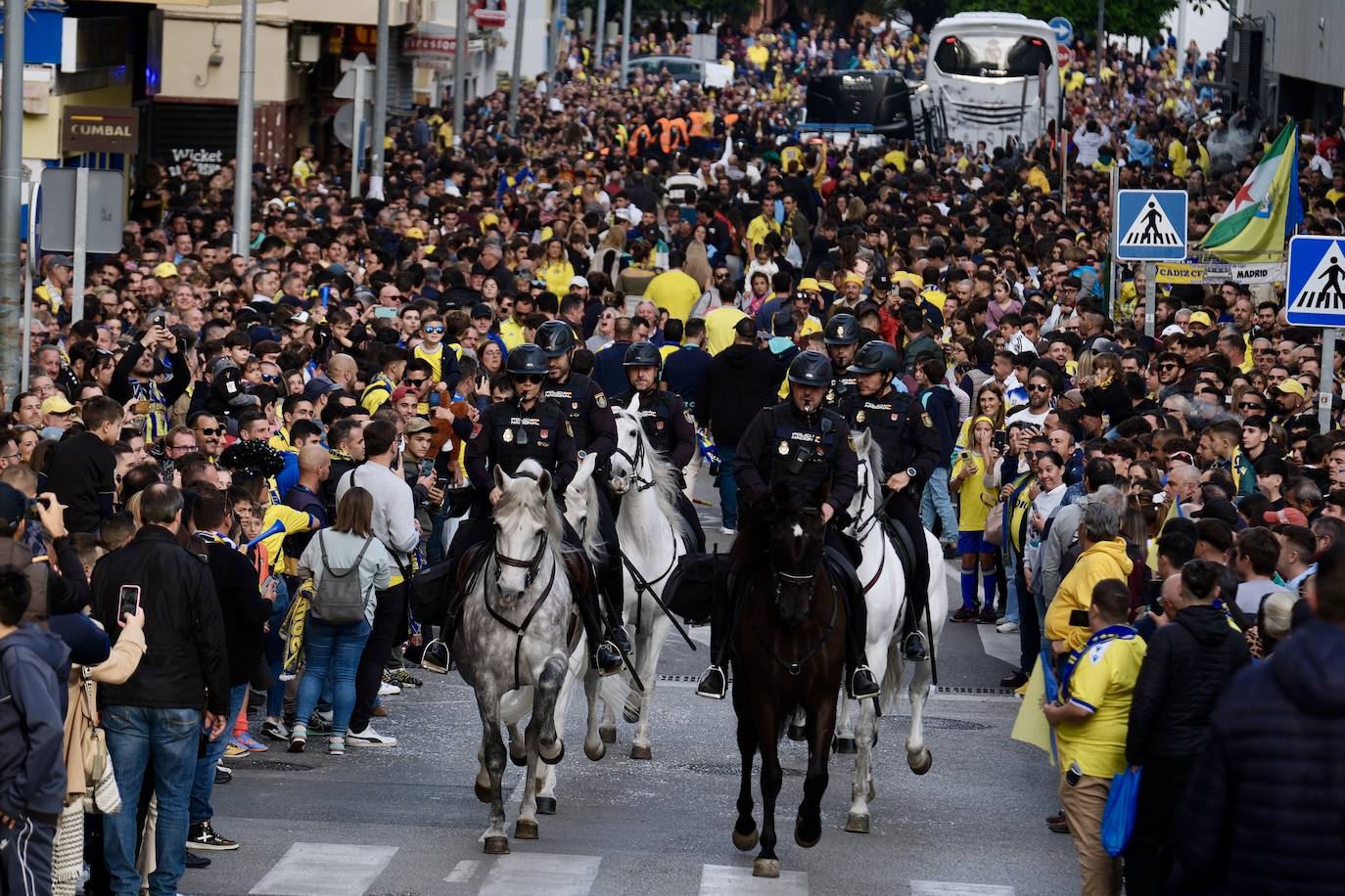 FOTOS: Llegada de Cádiz y Real Madrid al estadio