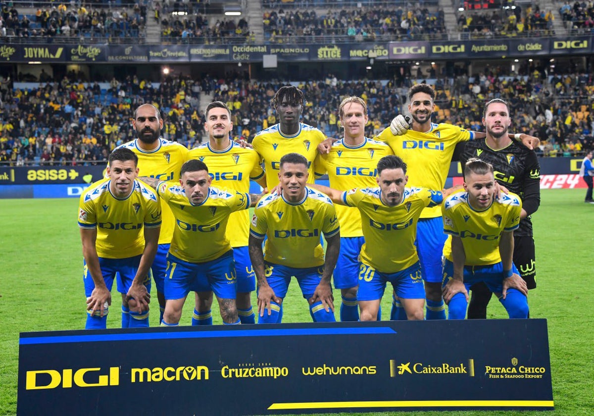 Once del Cádiz ante Osasuna