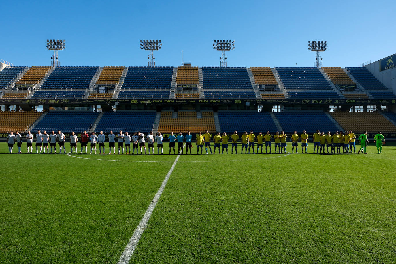 Fotos: Partido solidario Reyes Magos