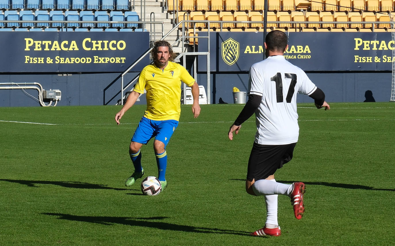 Fotos: Partido solidario Reyes Magos