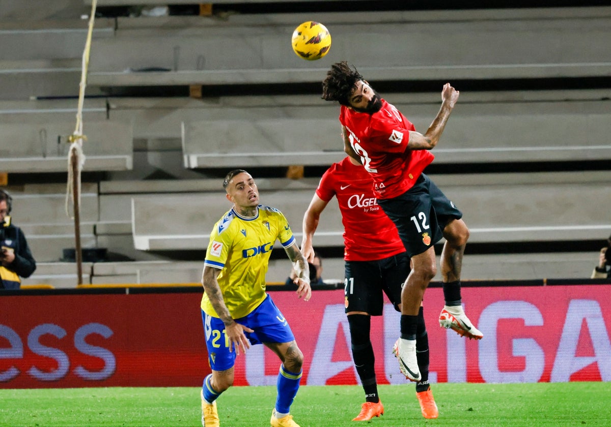 Roger, en el pasado encuentro ante el Mallorca.