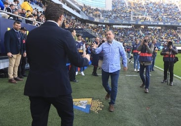 Sergio empieza la semana al frente de un Cádiz CF al que se le busca entrenador