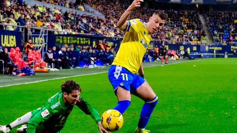 El Cádiz CF no pudo hacer nada ante el Real Betis.