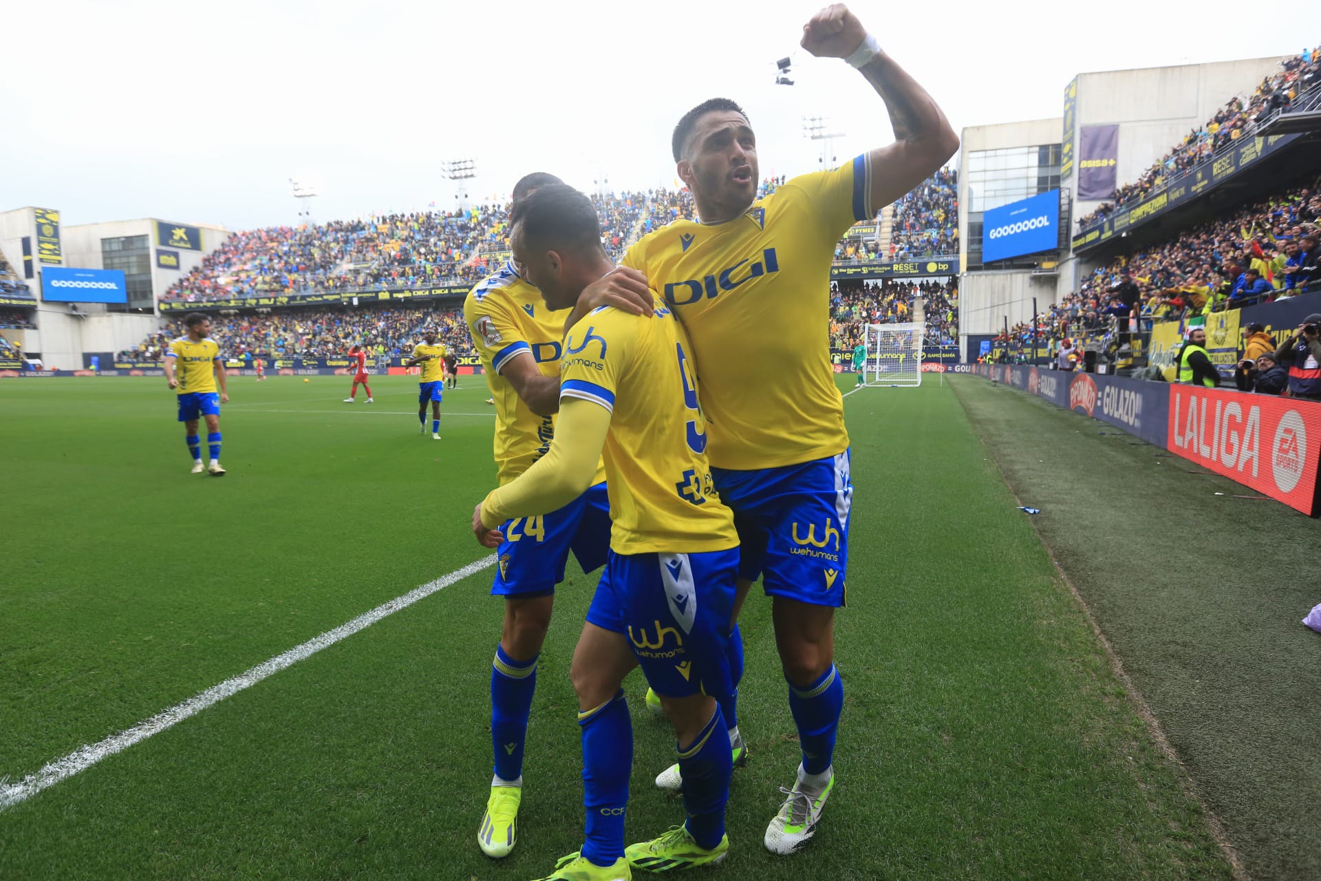 Las mejores imágenes del triunfo del Cádiz ante el Atlético de Madrid