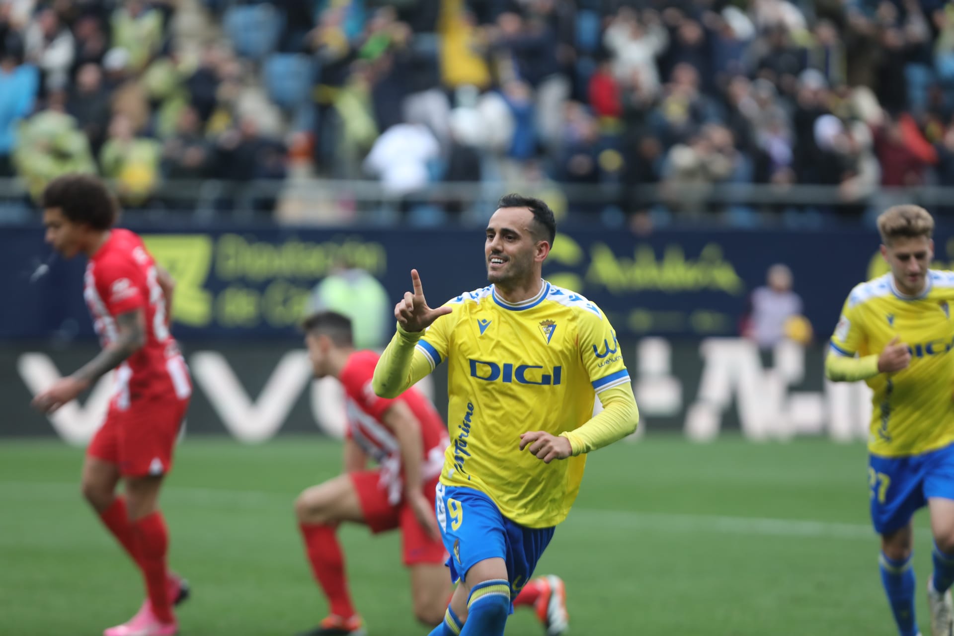 Las mejores imágenes del triunfo del Cádiz ante el Atlético de Madrid