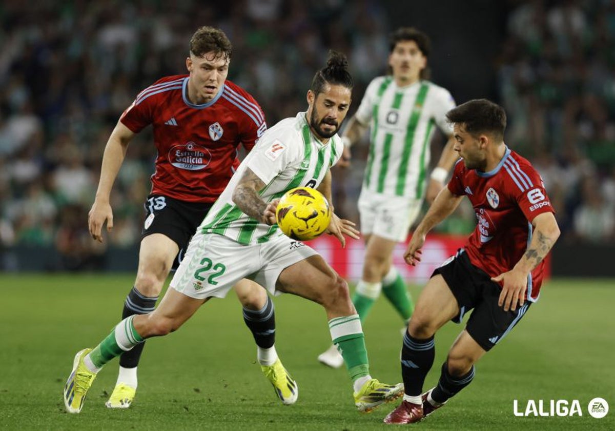 El Betis se impuso en el Villamarín al Celta en el arranque de la jornada 31.