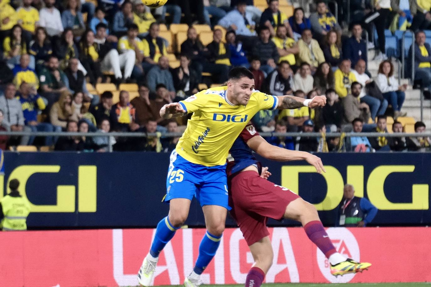 Cádiz CF-Barcelona: las fotos del partido