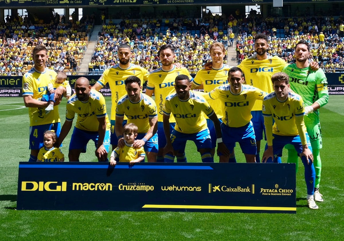 Mauricio Pellegrino no podrá repetir el once inicial.