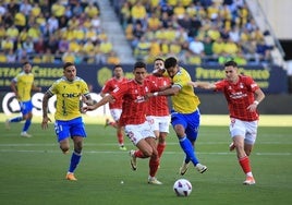 Cádiz -  Las Palmas, en directo: resumen y ruedas de prensa (0-0)