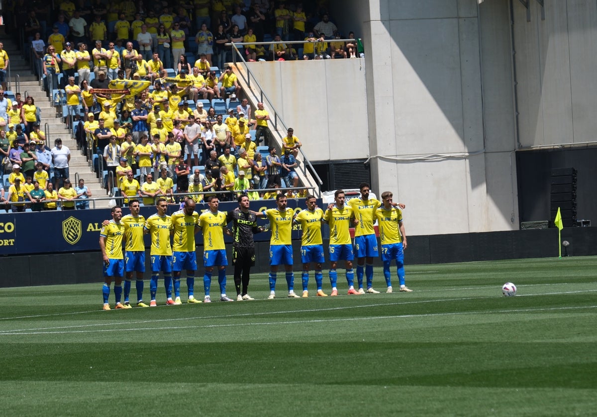 El Cádiz CF recibe a la UD Las Palmas.