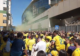 Desilusión en la afición del Cádiz CF tras el descenso a Segunda división