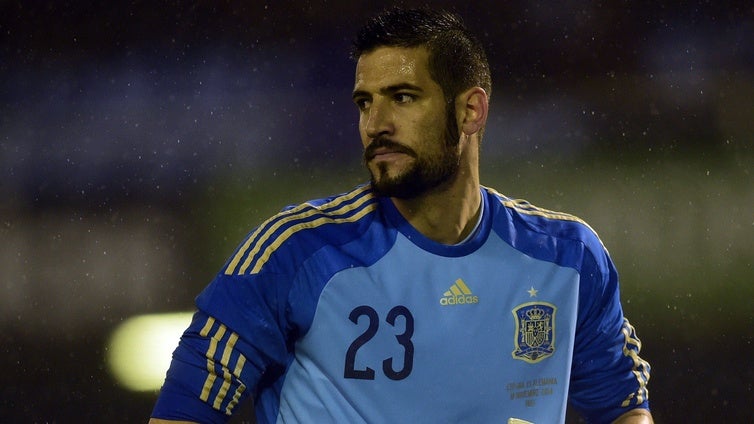 Kiko Casilla recuerda su paso por el Cádiz CF: «¿Hace dos días era un ídolo y ahora no valgo para nada?»