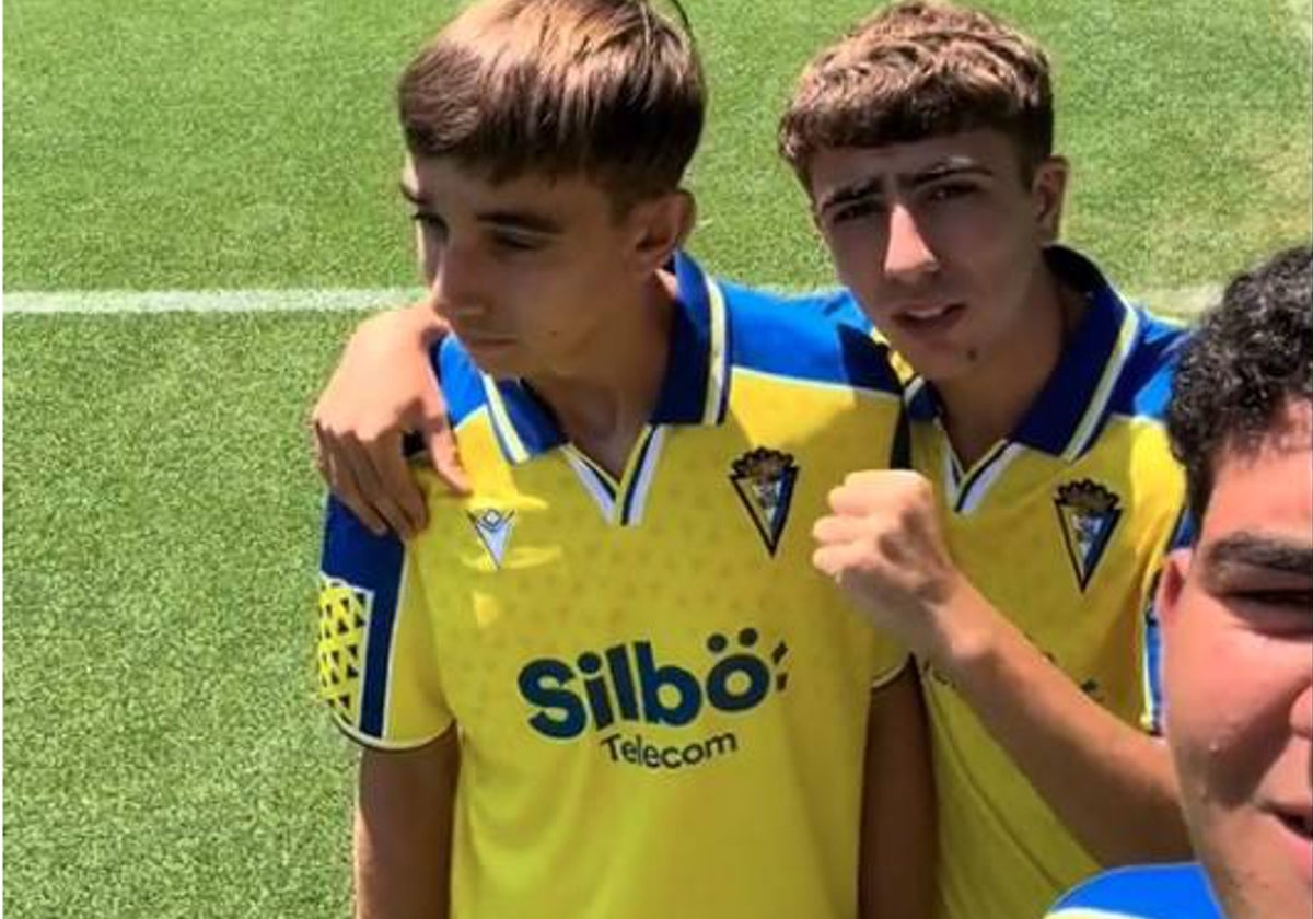 'Los Colgaos' en el estadio del Cádiz CF