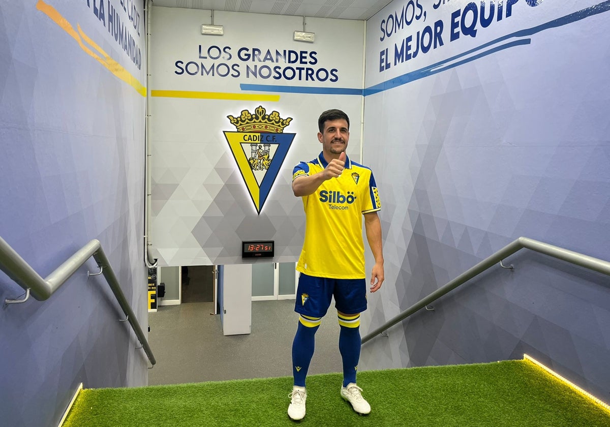 José Joaquín Matos vuelve al Cádiz CF.