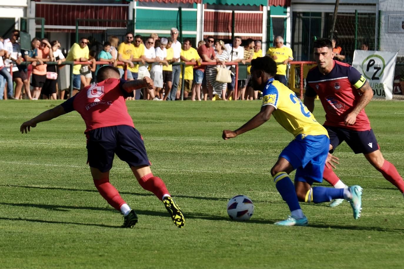 Las imágenes del Barbate-Cádiz CF