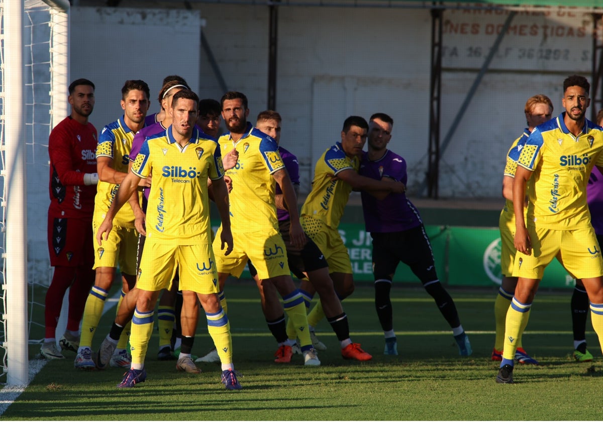 El Cádiz CF venció al Córdoba en los penaltis