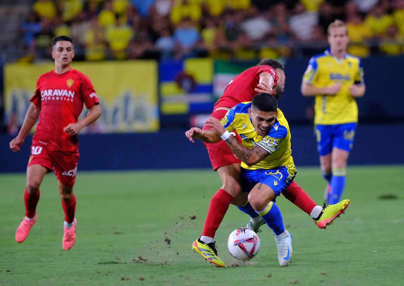 El Cádiz CF - Zaragoza, en imágenes