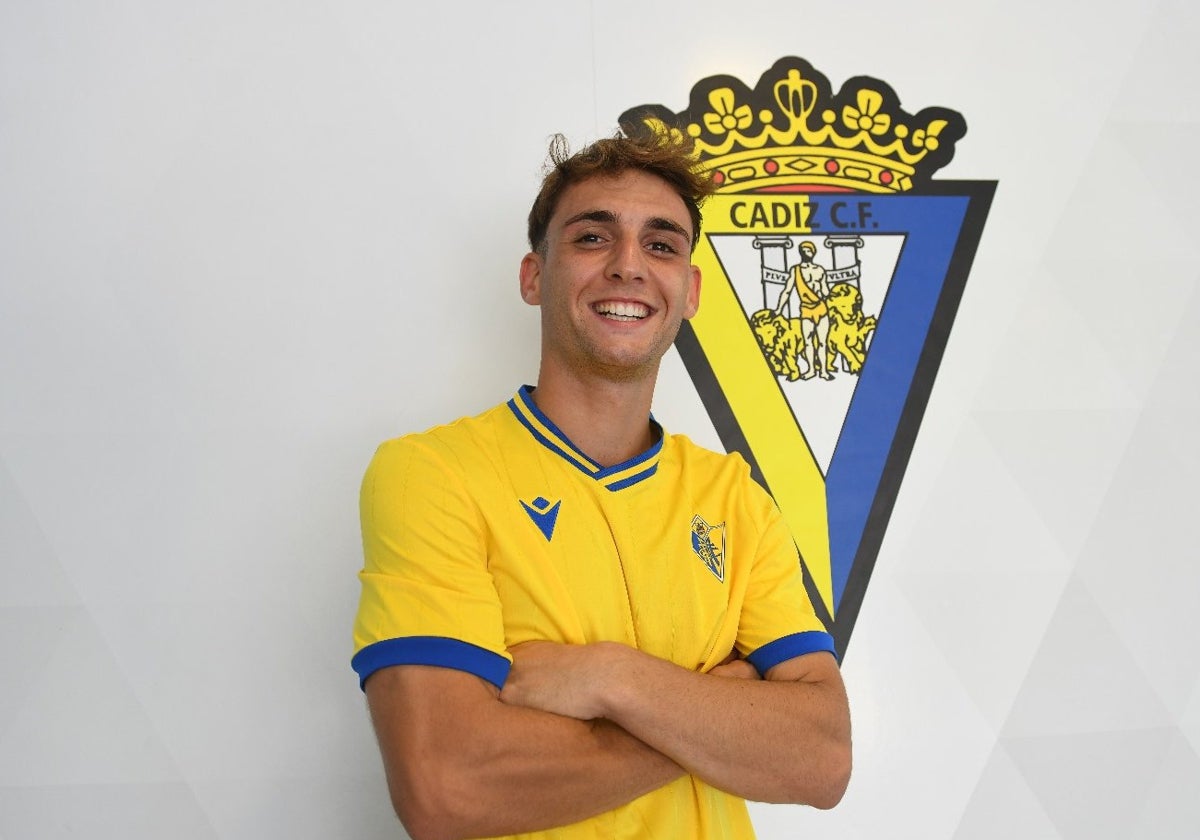 Marcos Denia, nuevo delantero del Cádiz CF Mirandilla.