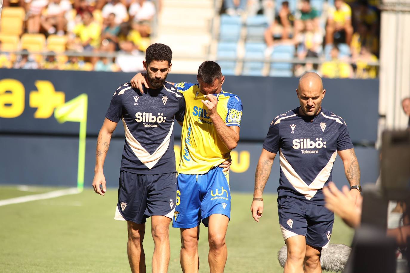 El Cádiz CF - Eldense, en imágenes