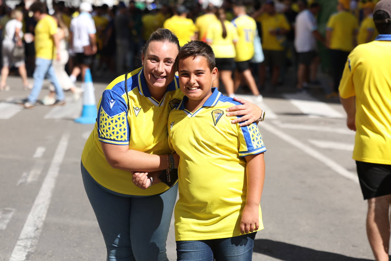 El Cádiz CF - Eldense, en imágenes