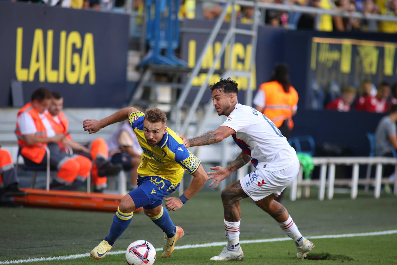 El Cádiz CF - Eldense, en imágenes